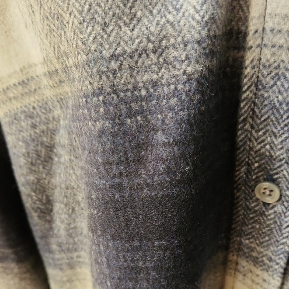 Rails Blue Plaid Button-Up Shirt​​​​ - Picture 3 of 4